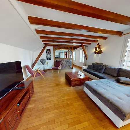 Apartment On Rue Saint-nicolas With Terrace Le Havre